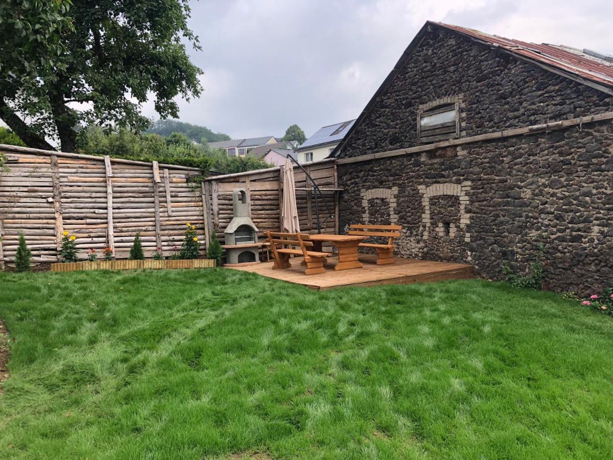 Stilvolles Eifelhaus Am Nuerburgring Mit Eigenem Garten Boos Екстер'єр фото